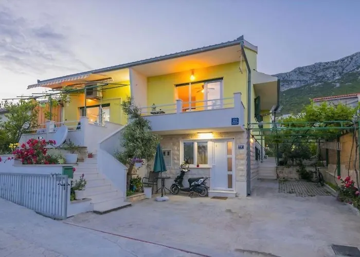 شقة House Sandra With Private Heated Pool And Jacuzzi Kaštela