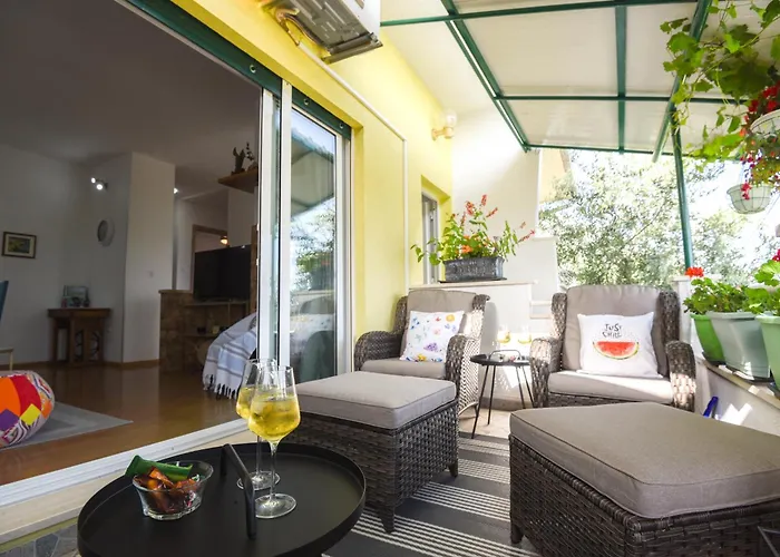 شقة House Sandra With Private Heated Pool And Jacuzzi Kaštela