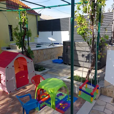 Daire House Sandra With Private Heated Pool And Jacuzzi