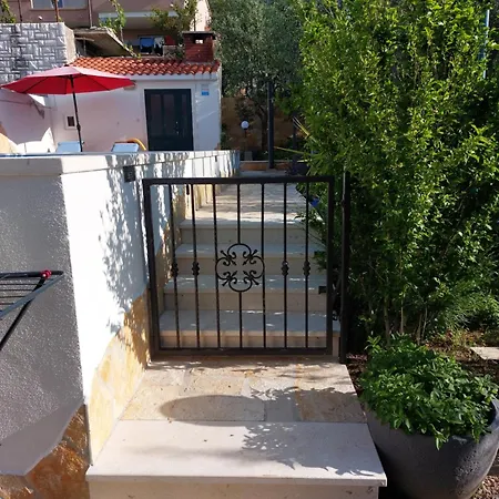 Private Heated Pool And Jacuzzi #house Sandra